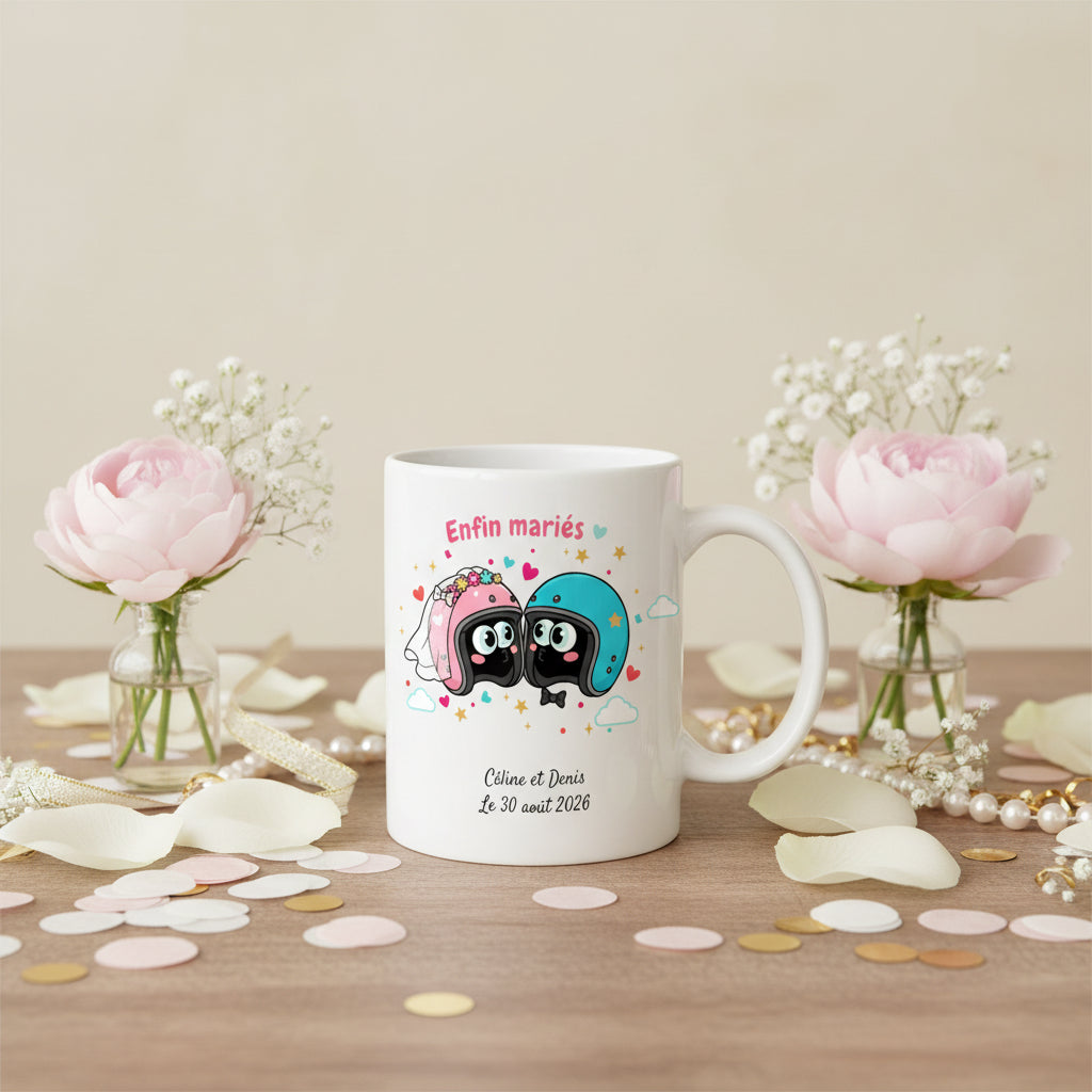 Tasse humoristique avec 2 casques de moto qui se regardent- Idée cadeau mariage