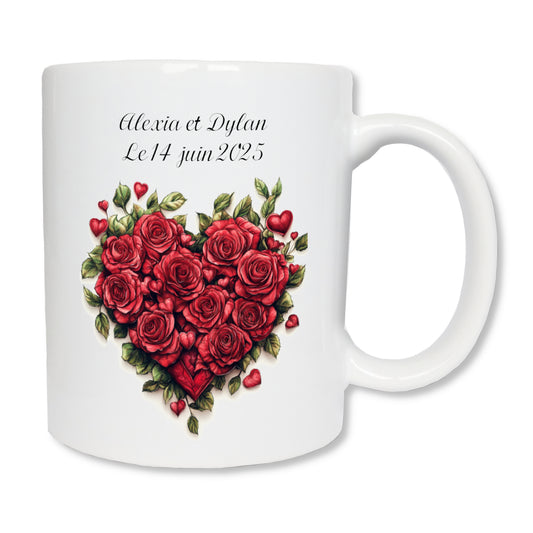 Mug blanc en céramique avec un dessin représentant un coeur avec des roses rouges
