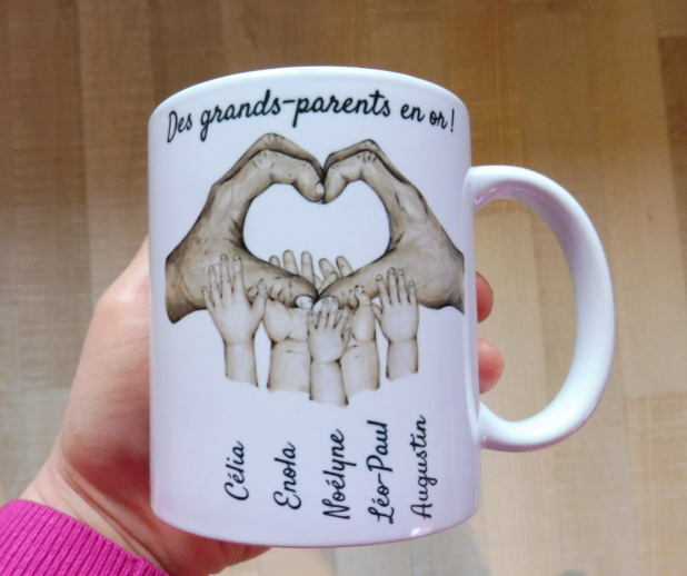 Personalized mug hands of grandpa and grandma and their 5 grandchildren