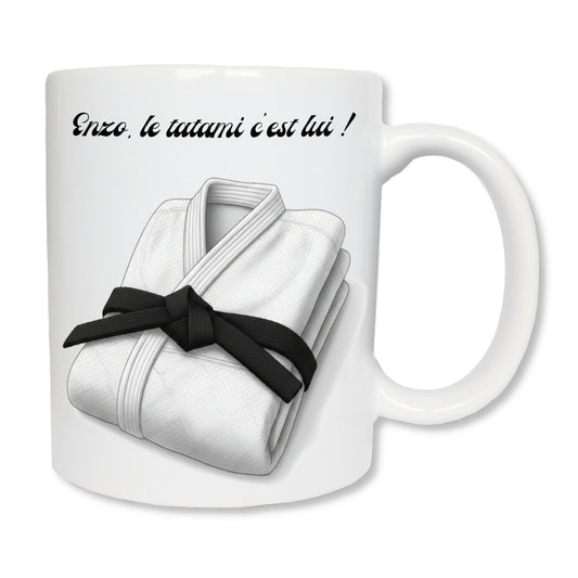 Mug personnalisé judo kimono plié avec prénom – cadeau judoka ceinture anniversaire Noël

