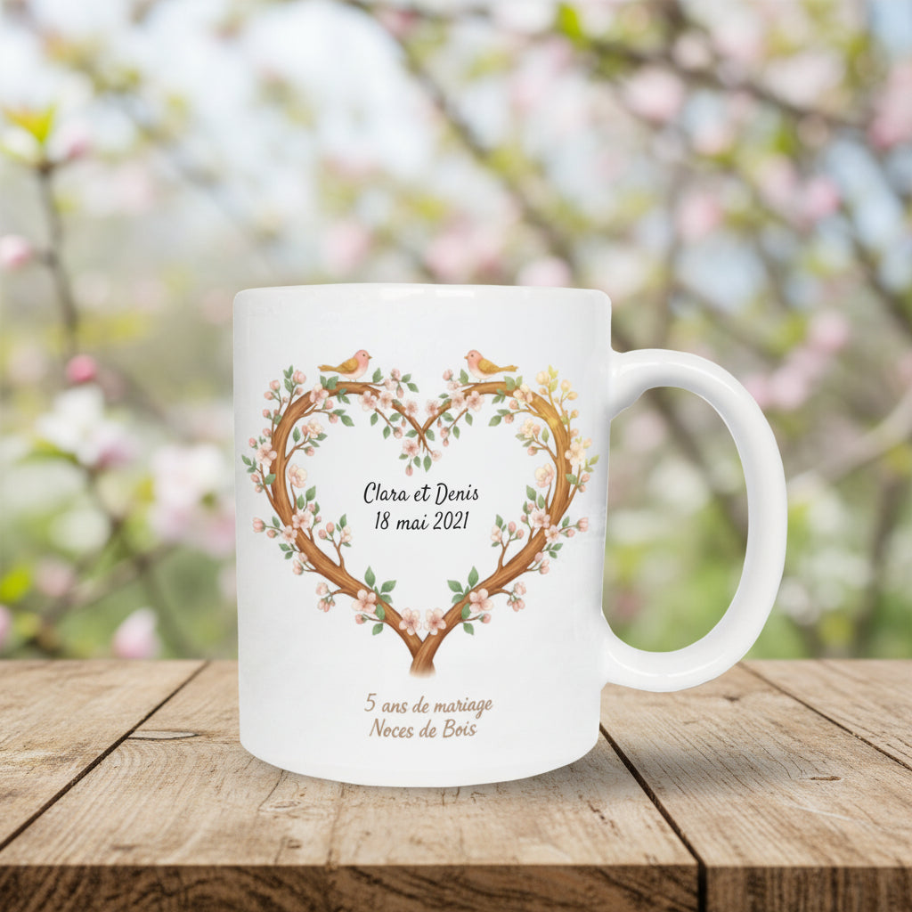 Mug personnalisé Noces de Bois 5 ans de mariage, vue de face
