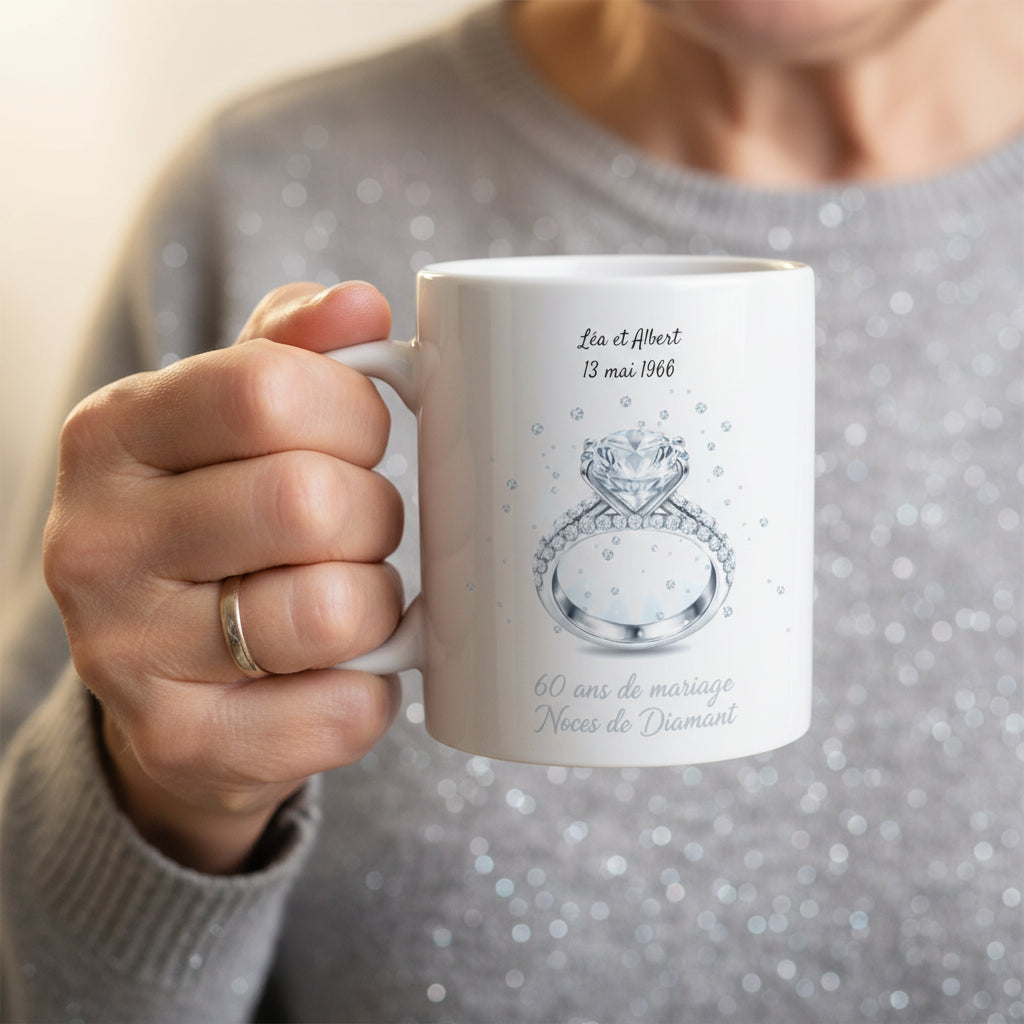 Mug personnalisé Noces de Diamant 60 ans de mariage, mise en situation lifestyle
