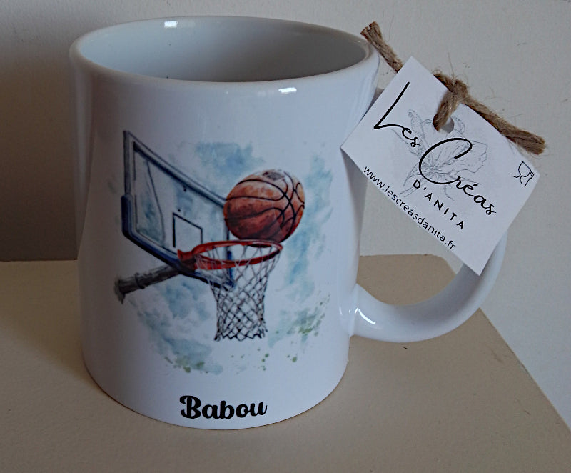 Mug personnalisé basketteur avec prénom - cadeau original pour passionné de basketball

