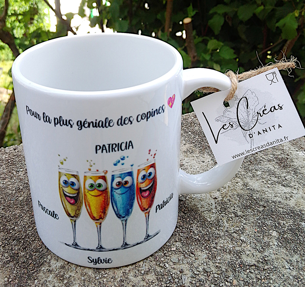 Mug personnalisé 4 amies mise en situation, cadeau groupe
