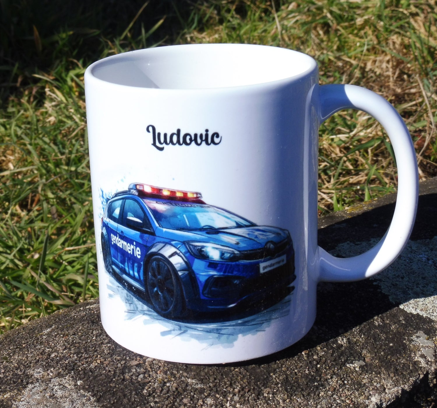 Mug personnalisé gendarme avec voiture de gendarmerie et prénom, cadeau fête des pères
