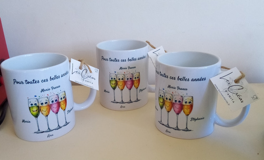 Mug cadeau 4 copines personnalisé avec texte et prénoms
