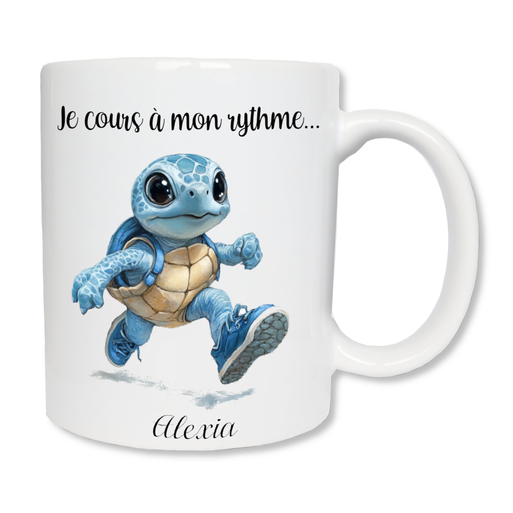 Mug blanc en céramique avec un dessin représentant un tortue amusante  bleue qui court avec des baskets